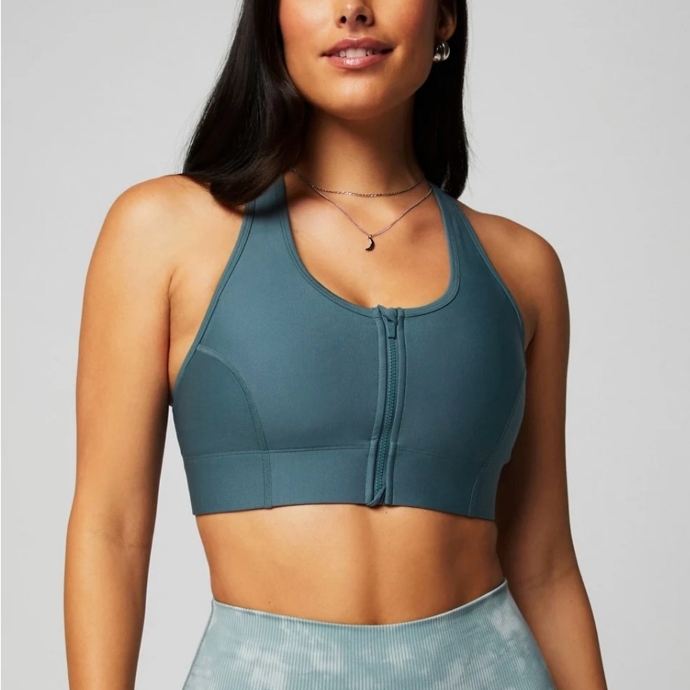 Fabletics sports bra
